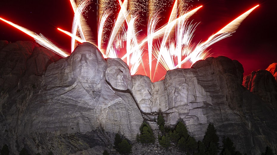 Fox News to celebrate Independence Day with special programming throughout holiday weekend