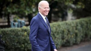 Biden slammed for classified docs response, Alec Baldwin's big mistakes and more top headlines