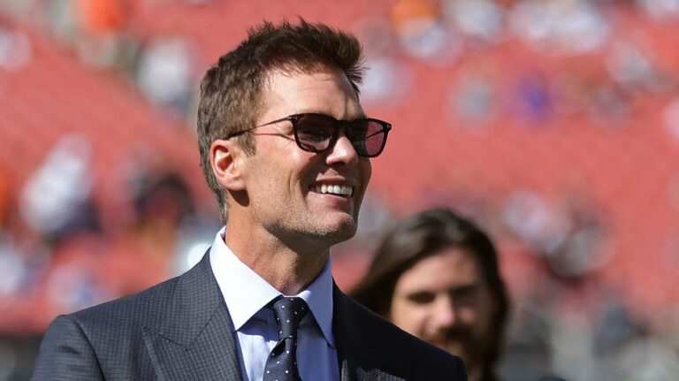 Tom Brady embracing challenge of 'learning on the fly' in new broadcast role: 'There's no hiding'