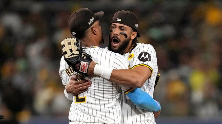 Fernando Tatis Jr sends Padres fans into frenzy with long 2-run home run; San Diego takes Game 3