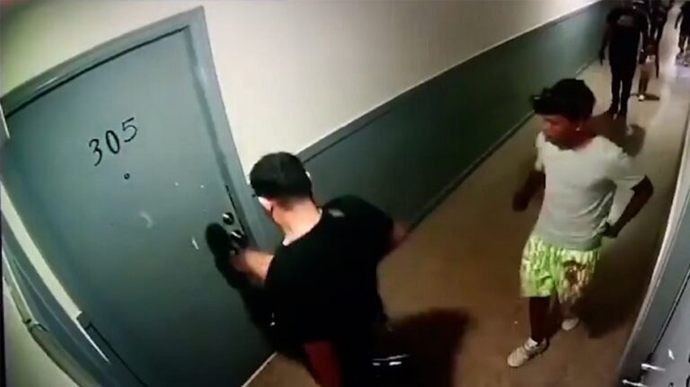 Colorado video shows Tren de Aragua gang beating apartment complex worker in extortion bid, company says