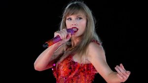 Taylor Swift's man Travis Kelce ribs brother Jason for sleeping at 'Eras Tour' concert after photo goes viral