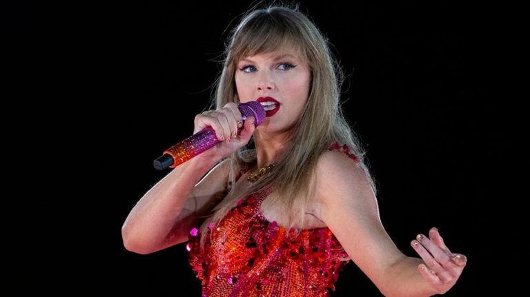 Taylor Swift's man Travis Kelce ribs brother Jason for sleeping at 'Eras Tour' concert after photo goes viral