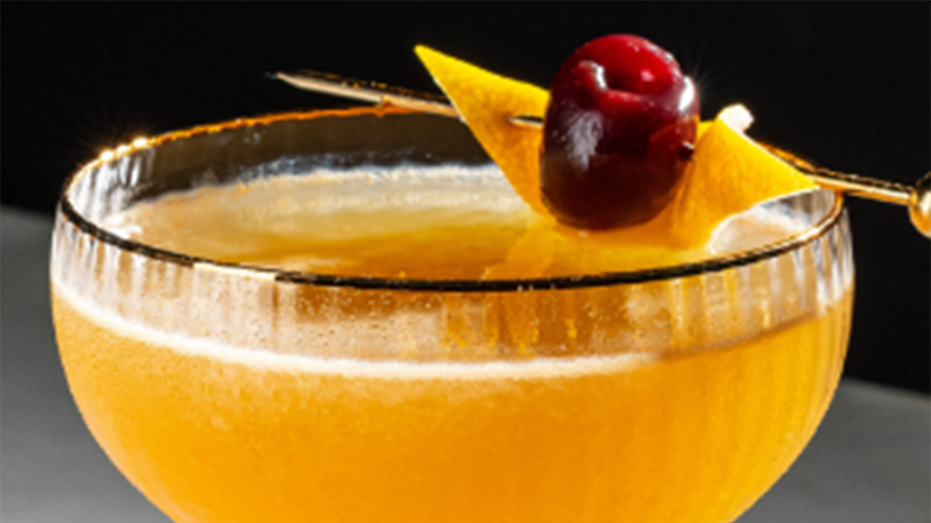 Halloween-themed cocktail recipe has a twist to make your spooky party festive