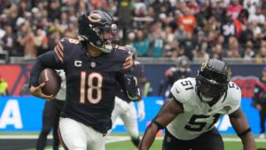 Caleb Williams lifts Bears to big win over Jaguars with 4 touchdown passes