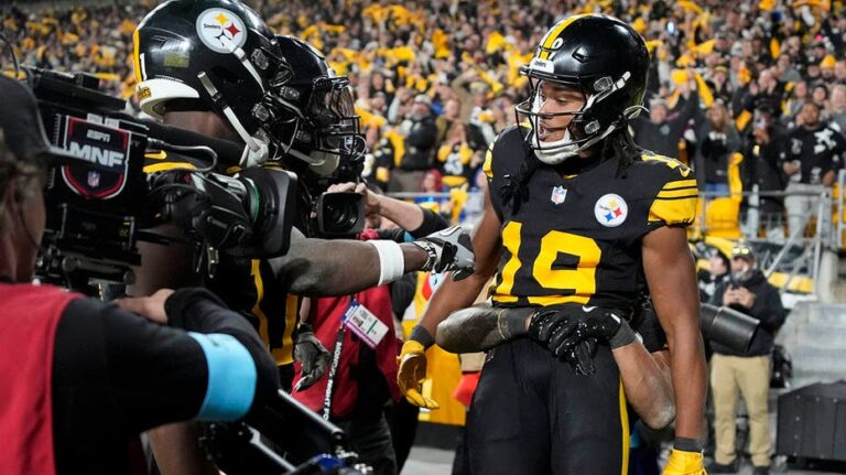 Steelers' Calvin Austin III scores 2 touchdowns, TJ Watt gets huge sack in win over Giants