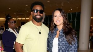 Dolphins star's wife sends warning about Harris: 'A vote for Kamala is a vote for war'