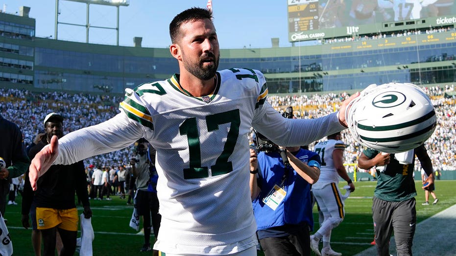 Packers' new kicker Brandon McManus buries game-winning field goal to beat Texans