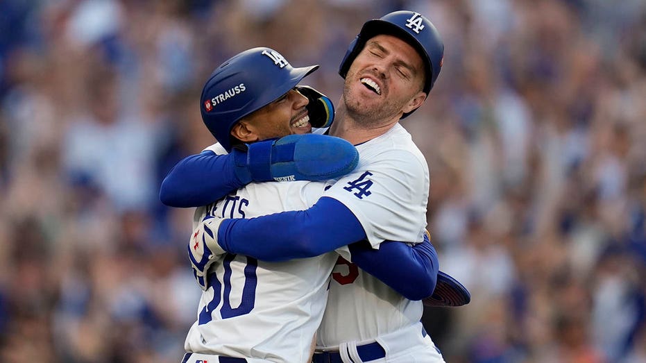 Dodgers use timely hitting to support Jack Flaherty's gem in NLCS opener vs Mets