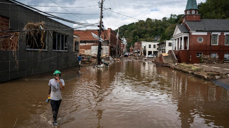 Hurricane effects pose 'tremendous' health hazards for Americans, doctor warns