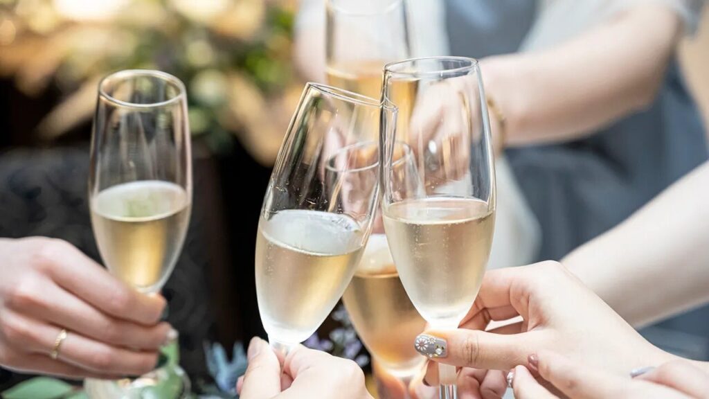 Election 'ruining' fall weddings as couples push booze bans to avoid political brawls