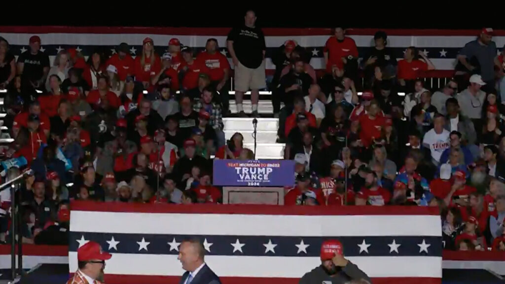 WATCH LIVE: Trump rallies supporters in key state of Michigan