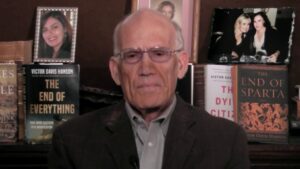 Victor Davis Hanson says there's a pattern of 'talking down, denigrating' working class people by the elite left