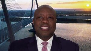 Sen. Tim Scott reveals why Trump is making 'record gains' with African-American and Hispanic young men