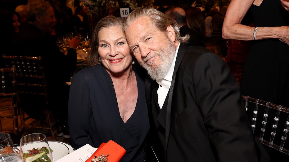 Jeff Bridges and wife of nearly 50 years survive tough times thanks to making this key choice