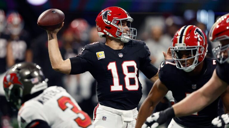 Falcons stun Bucs in overtime behind Kirk Cousins' franchise-record 509 passing yards