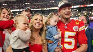 Patrick Mahomes says he lets Taylor Swift bake with his daughter amid potential Trump vs. Harris divide