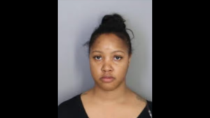 Tennessee hairdresser threatened client with scissors over $30: ‘You need to pay me now b----’