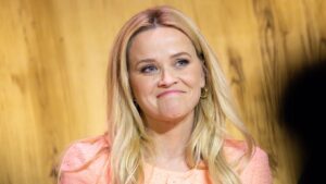 Reese Witherspoon 'found' her voice as a single mother: 'No one's coming to help'