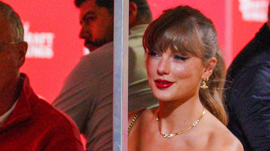 Chiefs star implores Taylor Swift to keep coming to games