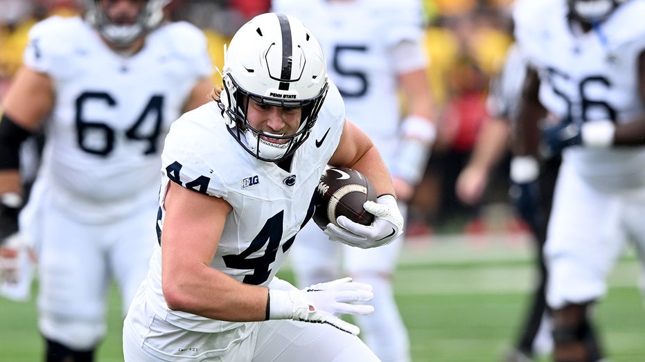 No. 4 Penn State pulls off 'flag football' trick play, leading to epic touchdown against USC