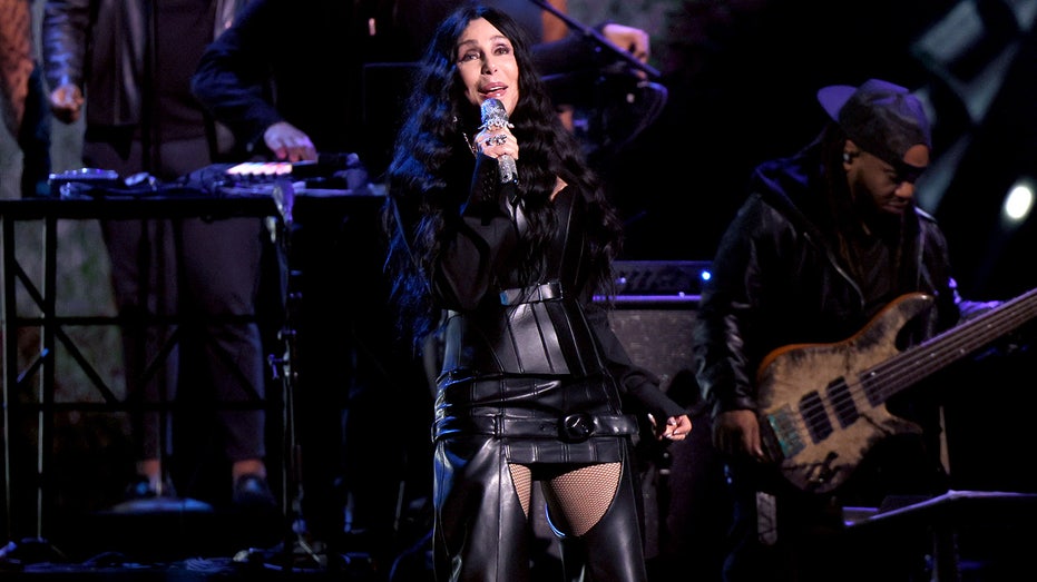 Cher is fully aware men expect 'fabulous sex' from her, explains why