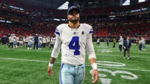 Cowboys star Dak Prescott expected to miss multiple weeks with hamstring injury: reports