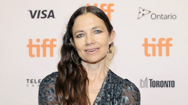 'Family Ties' star Justine Bateman slams 'un-American period' over the last 4 years: 'Common sense discarded'