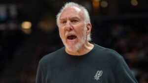 Spurs' Gregg Popovich out indefinitely after missing game with illness: report