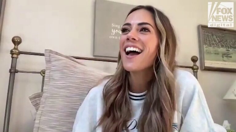 Jana Kramer 'started screaming' when she got the call to do 'The Masked Singer'