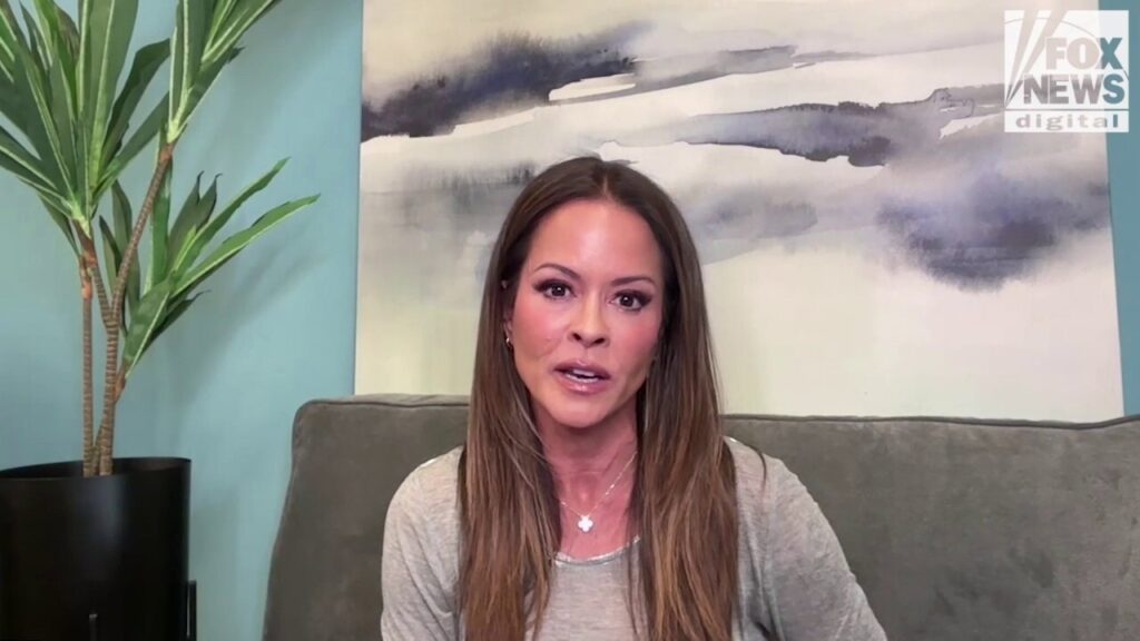 Brooke Burke's tip to feast at Thanksgiving without sacrificing your waistline