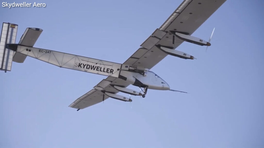 Solar-powered aircraft achieves groundbreaking 22-hour autonomous flight