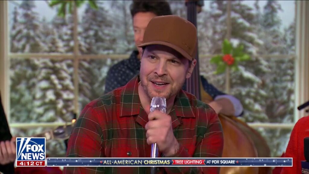 Gavin DeGraw talks holiday traditions and Christmas tunes: ‘Feels like tradition’