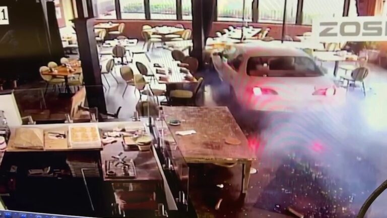 Car drives through Georgia restaurant's windows, sending customers running