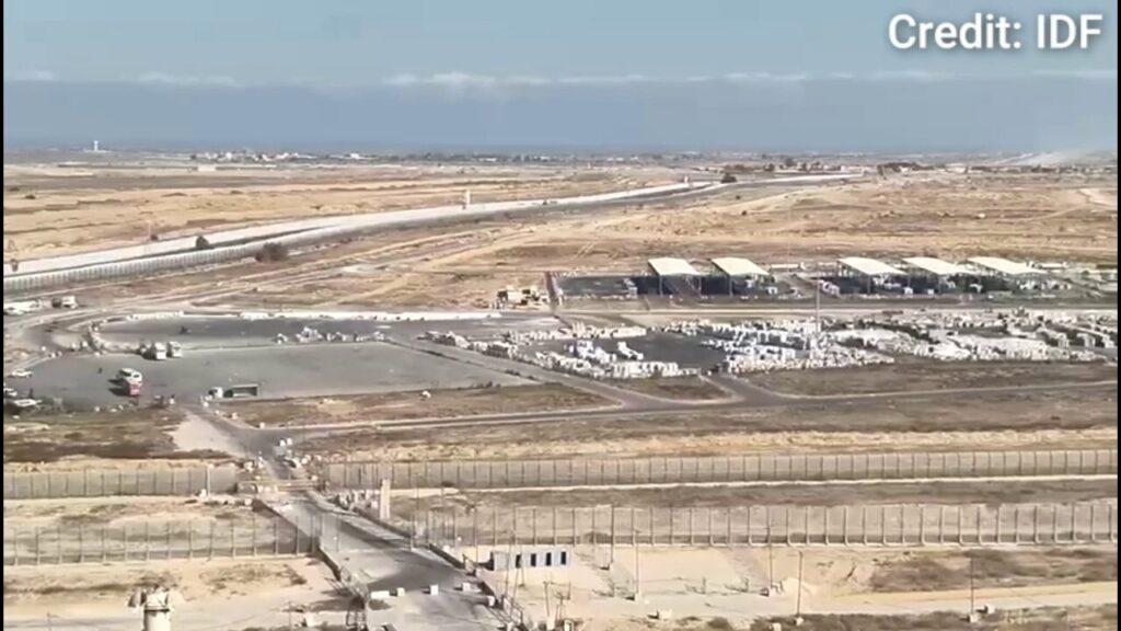 Exclusive video showing overstocked Kerem Shalom loading area as new crossing opens in Kisufim