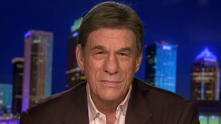 Actor Robert Davi speaks on Reagan, Trump and the 'message of red, white and blue'