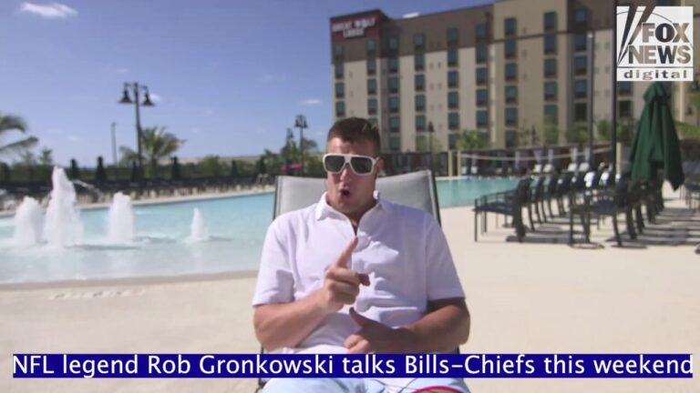 FOX NFL Analyst Rob Gronkowski talks Bills-Chiefs in crucial Week 11 matchup