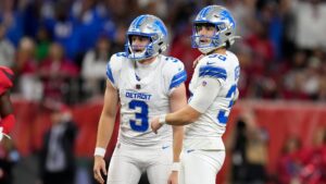 Lions' Jake Bates drills game-winning field goal to beat Texans on night Jared Goff throws 5 interceptions