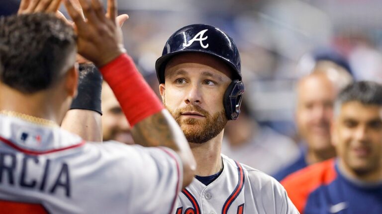 Ex-MLB star Jonathan Lucroy calls for voter ID requirement in elections