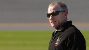 NASCAR legend Mark Martin reacts to controversial end in Martinsville race