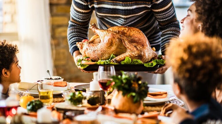 Hosting Thanksgiving dinner? 9 smart ways to save money