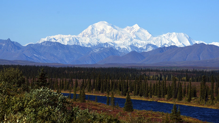 Trump plans to undo Obama’s ‘insulting’ rename of Mt. McKinley; ‘Awful idea’ says Alaska Republican