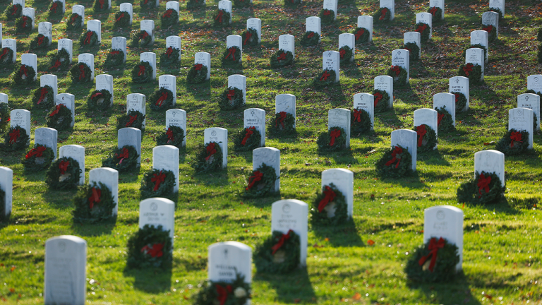 WATCH LIVE: Wreaths Across America holds its annual wreath laying event at Arlington National Cemetery