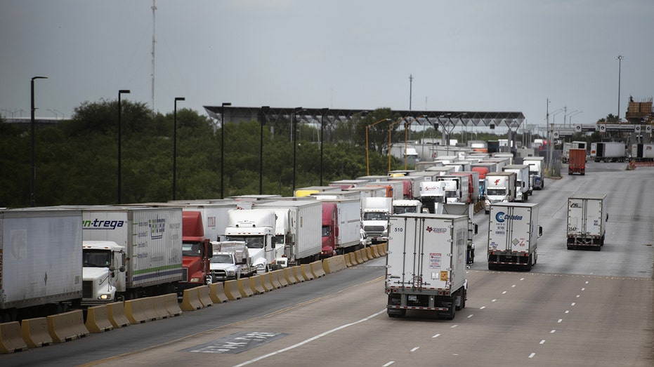 Texas man indicted in smuggling of dozens of illegal immigrants in locked tractor trailer