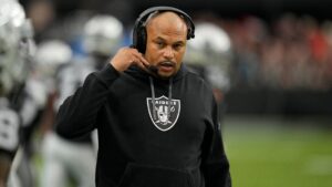 Raiders' Antonio Pierce says team 'heard a whistle' ahead of game-deciding botched snap in loss to Chiefs