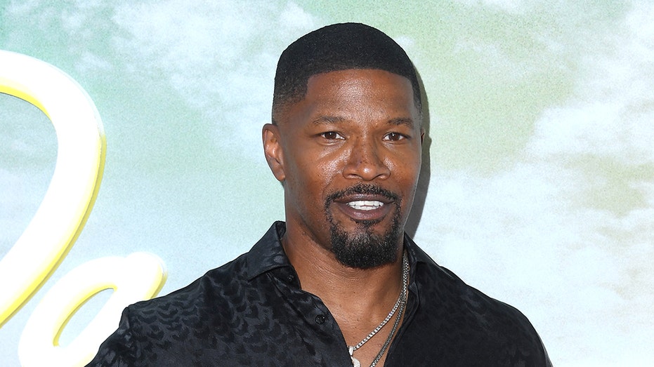 Jamie Foxx says he was in a coma, 'on the brink of death' during mysterious health scare: insider