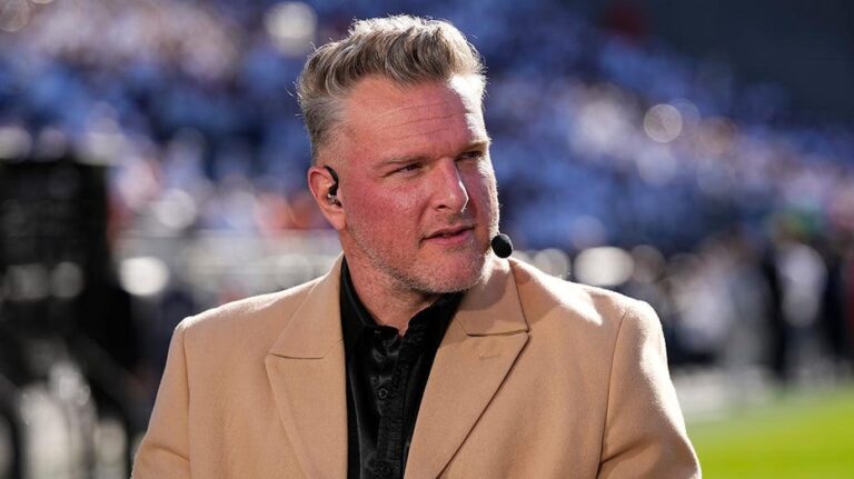 Pat McAfee torches Colts following bad loss to Giants, elimination from playoff hunt