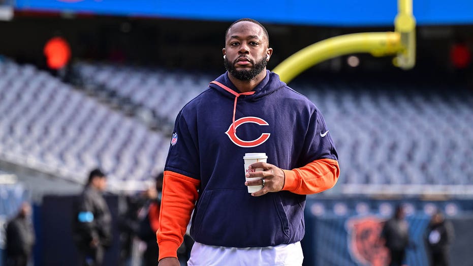 Bears interim head coach has lost over 20 pounds amid team's coaching staff changes