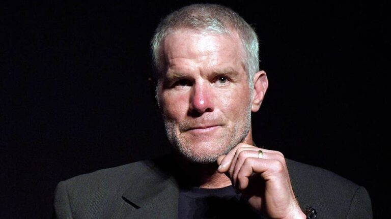 Brett Favre reflects on Saints' bounty scandal that aimed to reward players who inured him