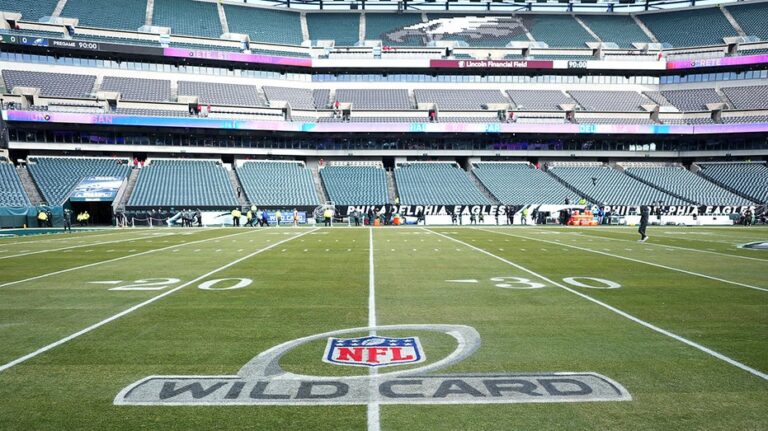 Eagles fan directs vile tirade at Packers fan during wild-card game, social media video shows